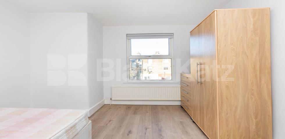 			Plus large study, 2 Bedroom, 1 bath, 1 reception Flat			 Coleraine road, Wood Green